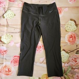 Nike capri legging